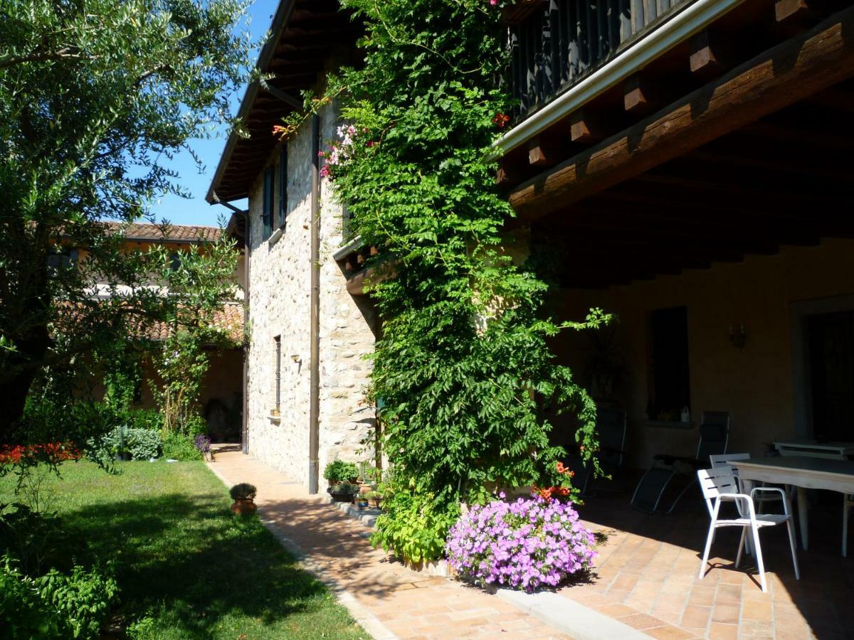 B&B Il Dosso คอร์เตฟรังกา ภายนอก รูปภาพ